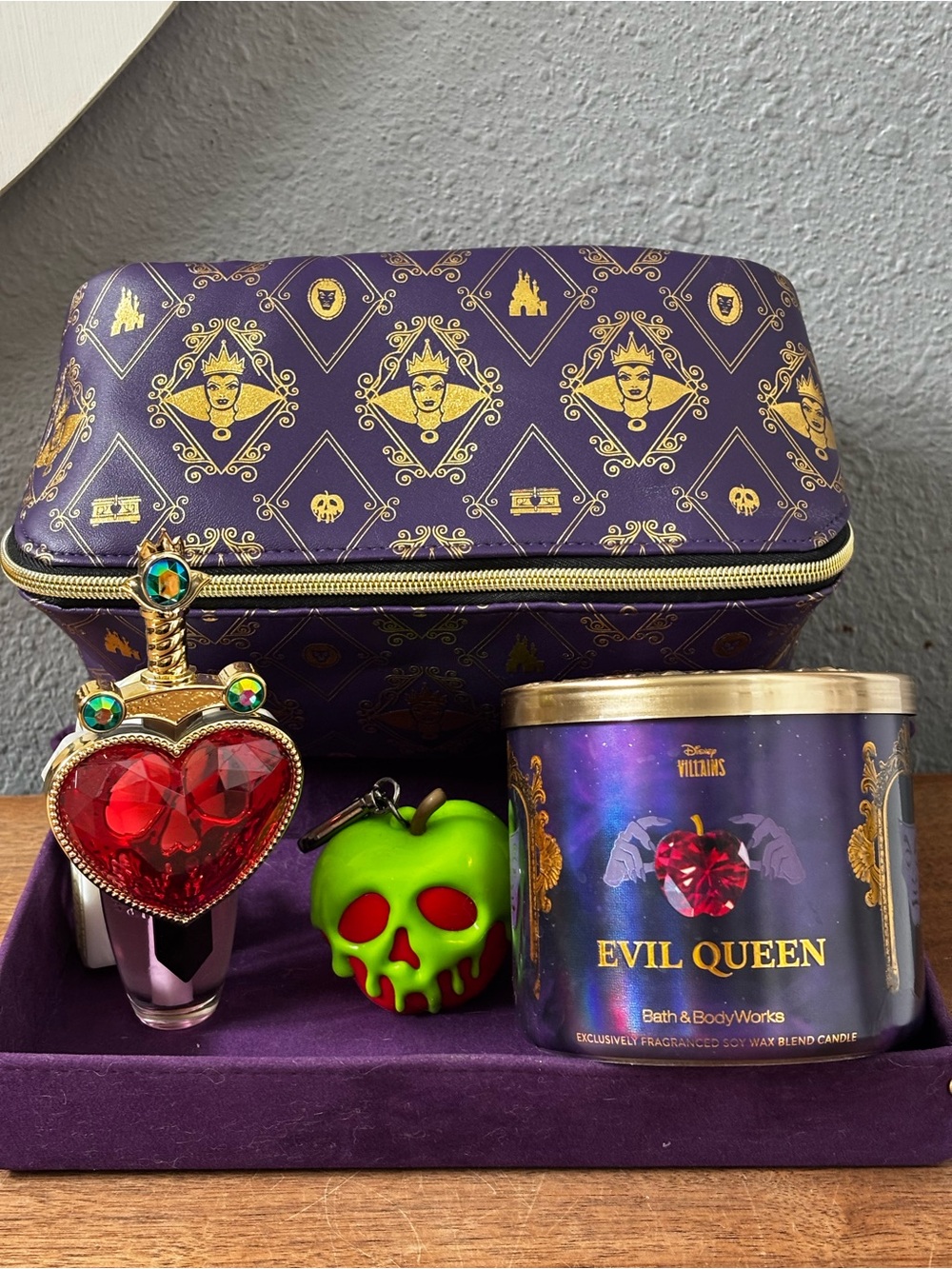 Bath & Body Works Disney Villains Evil Queen Vanity Bundle